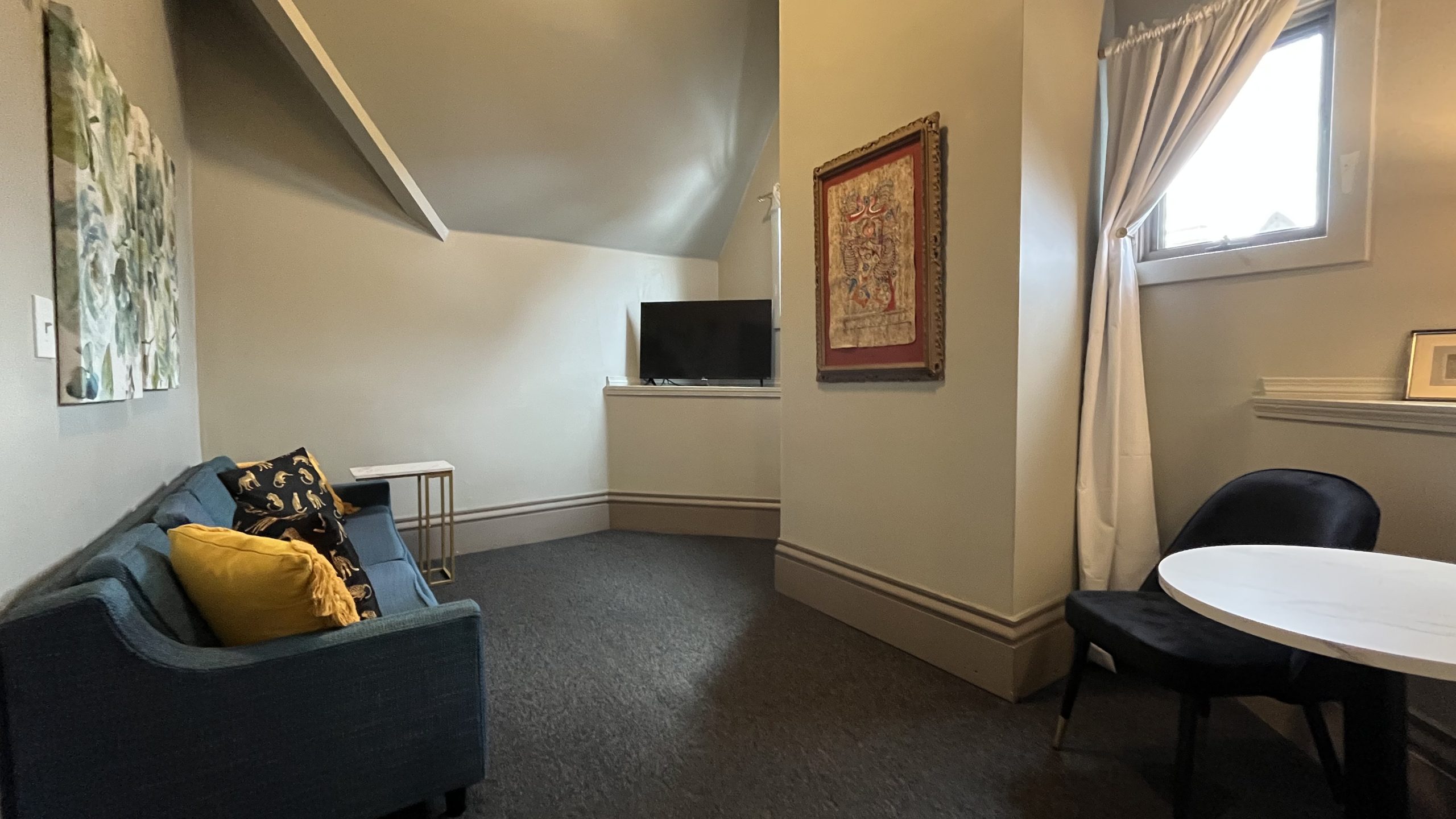 The Tipton Room sitting room