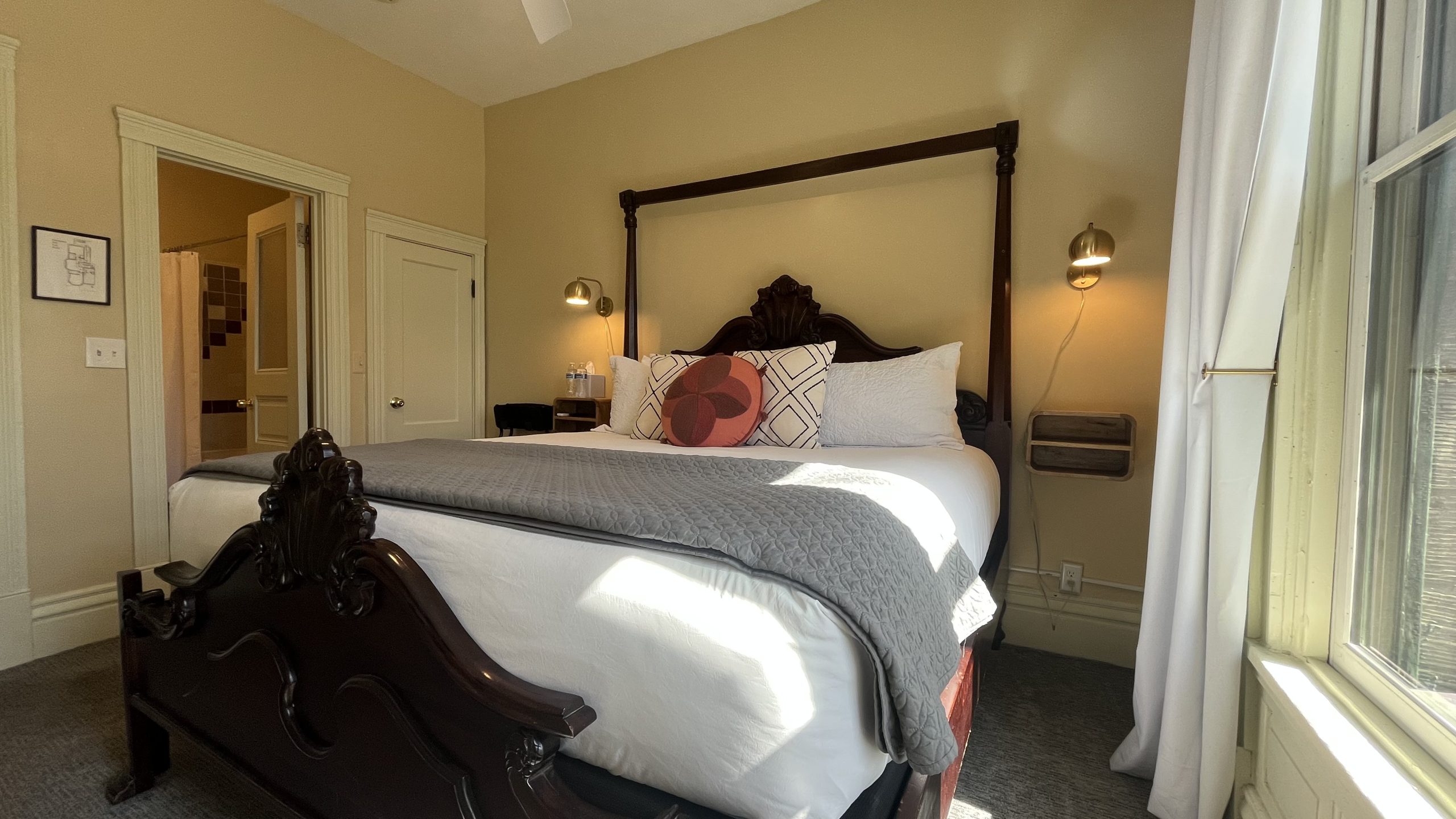 The Clary Room